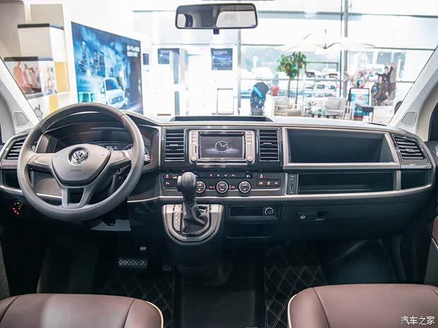 大众(进口) 凯路威 2016款 2.0TSI 四驱舒适版 9座