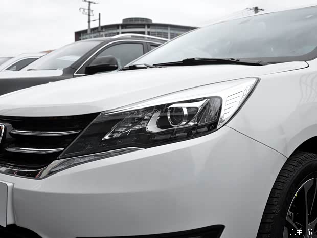 众泰汽车 众泰Z360 2017款 基本型