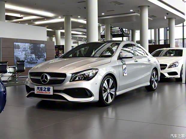 奔馳(進(jìn)口) 奔馳CLA 2017款 CLA 200 時(shí)尚型