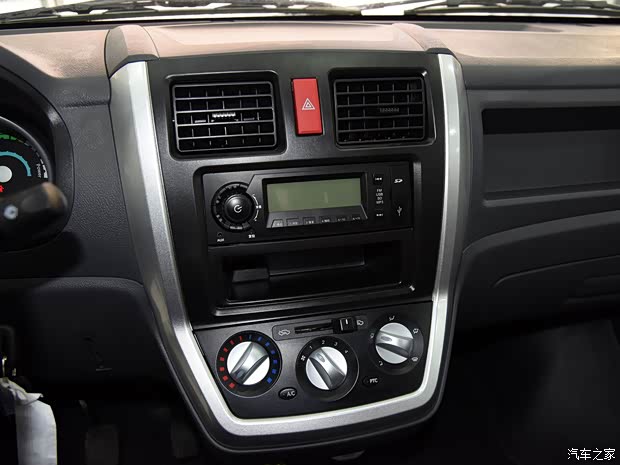 福汽新龙马 启腾M70EV 2017款 纯电动 厢式运输车2座