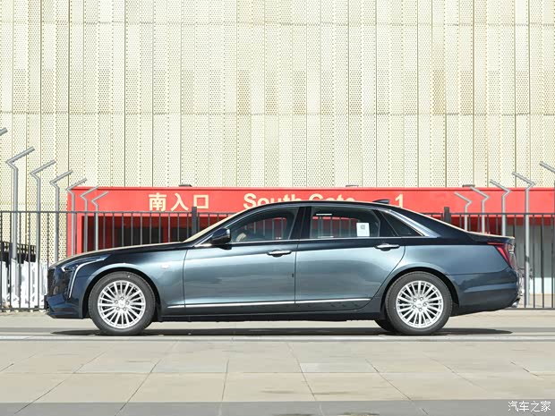 上汽通用凯迪拉克 凯迪拉克CT6 2021款 28T 豪华型