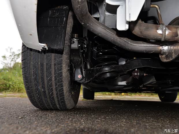 海馬鄭州 海馬M6 2017款 1.5T CVT運(yùn)動(dòng)尊貴型