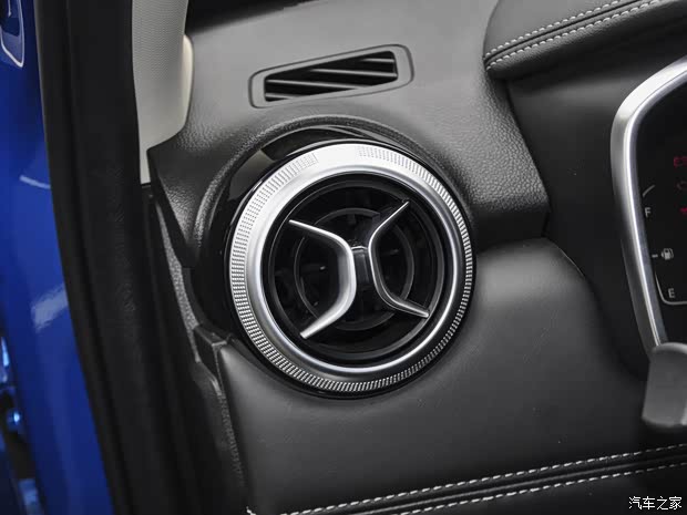 北京越野 北京BJ30 2021款 1.5T 至尊版