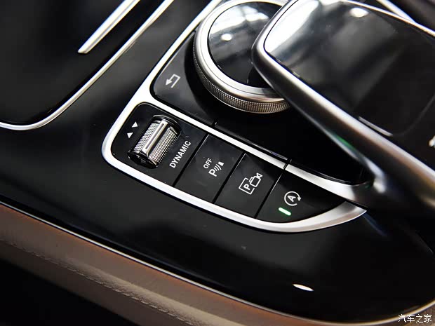 北京奔驰 奔驰E级 2016款 E 300 L 运动豪华型 北京奔驰 奔驰E级 2016款 E 300 L 运动豪华型