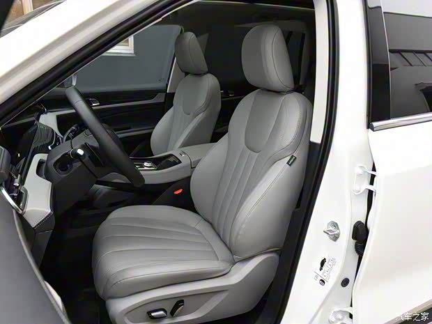 江铃福特 领裕 2021款 EcoBoost 225 铂领型 6座 江铃福特 领裕 2021款 EcoBoost 225 铂领型 6座