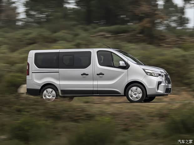 日产(进口) 日产NV300 2021款 Combi 欧洲版 日产(进口) 日产NV300 2021款 Combi 欧洲版