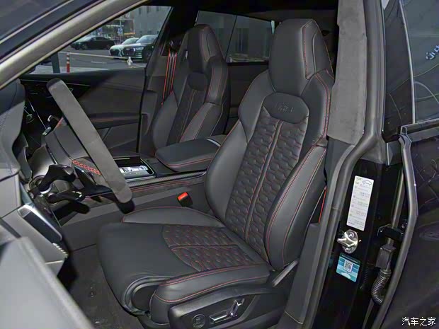 Audi Sport 奥迪RS Q8 2021款 基本型