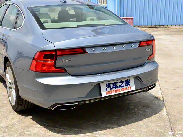 沃爾沃(進(jìn)口) 沃爾沃S90 2016款 2.0T T6 AWD智尊版