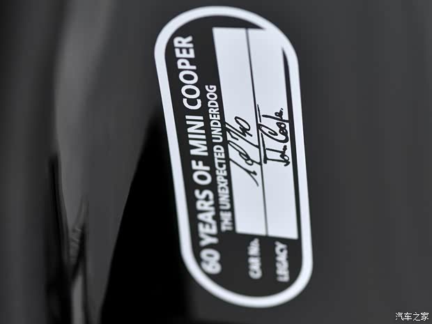 MINI MINI 2021款 COOPER 60周年纪念版