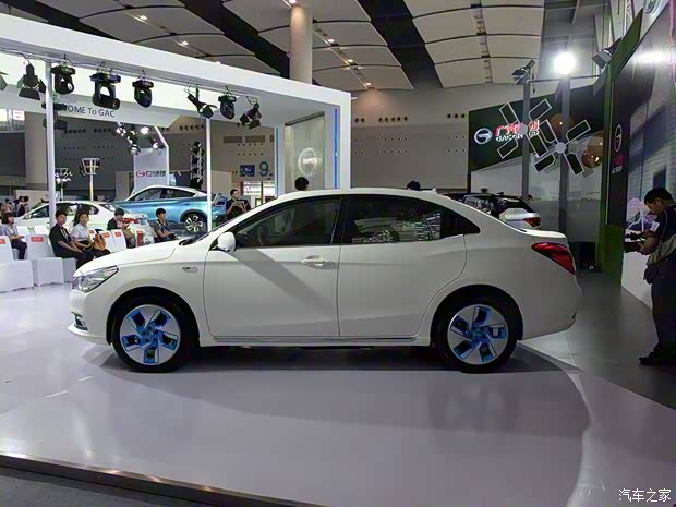 广汽乘用车 传祺GA3S视界 2016款 PHEV 广汽乘用车 传祺GA3S视界 2016款 PHEV