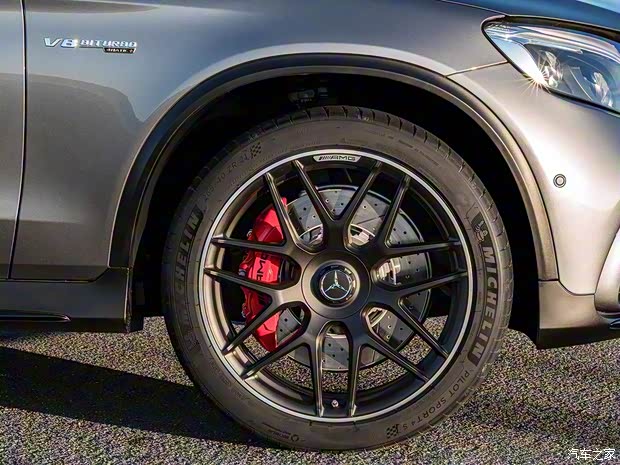 梅赛德斯-AMG 奔驰GLC AMG 2017款 AMG GLC 63 S 4MATIC 梅赛德斯-AMG 奔驰GLC AMG 2017款 AMG GLC 63 S 4MATIC