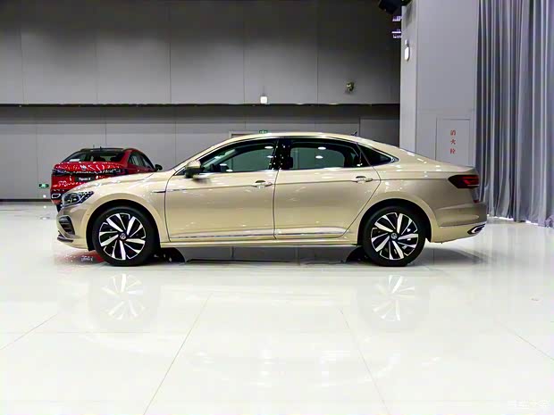 上汽大众 帕萨特 2022款 基本型