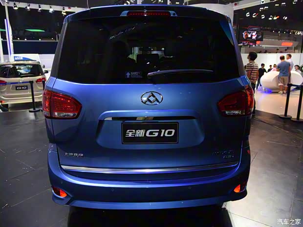 上汽商用車 上汽大通G10 2015款 2.0T 自動(dòng)旗艦版