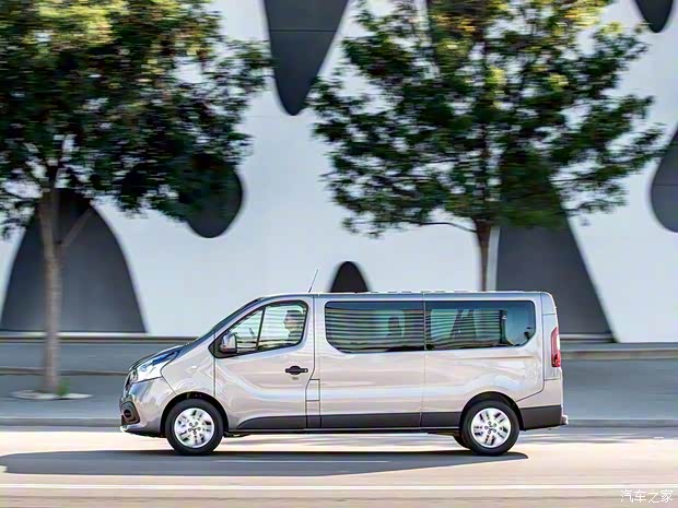 日产(进口) 日产NV300 2016款 Combi