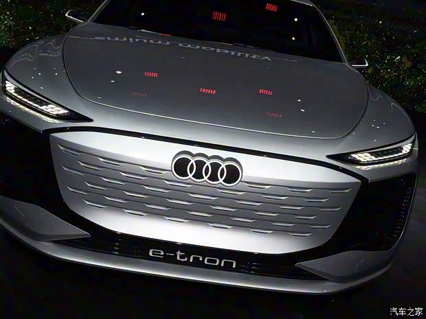 奧迪(進(jìn)口) 奧迪A6新能源(進(jìn)口) 2021款 A6 e-tron 概念車