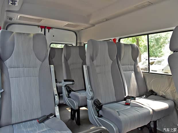 南京依維柯 Turbo Daily 2017款 2.8T A35客車中頂11座43S5