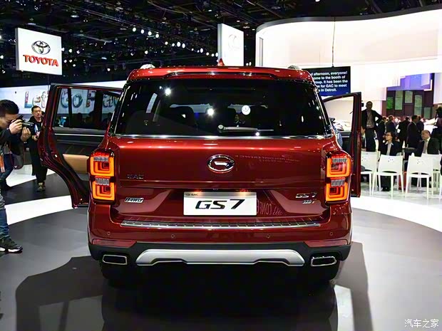 广汽乘用车 传祺GS7 2017款 基本型 广汽乘用车 传祺GS7 2017款 基本型