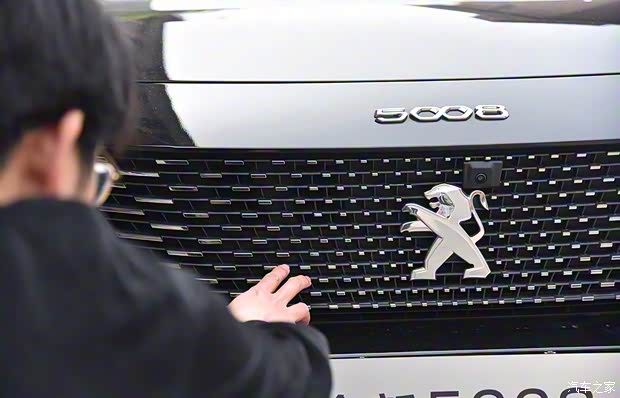 东风标致 标致5008 2021款 400THP 7座旗舰GT版 东风标致 标致5008 2021款 400THP 7座旗舰GT版