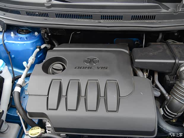 北京汽车 绅宝X25 2015款 1.5L 手动精英型 北京汽车 绅宝X25 2015款 1.5L 手动精英型