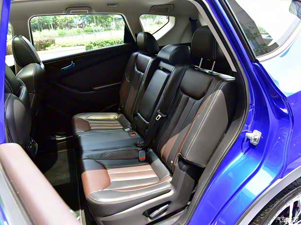 东风小康 东风风光580 2017款 1.5T CVT智尚版