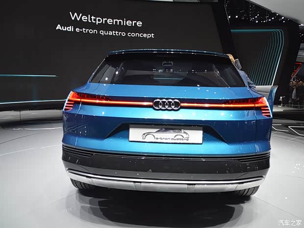 奧迪(進(jìn)口) e-tron quattro 2016款 概念版 奧迪(進(jìn)口) e-tron quattro 2016款 概念版