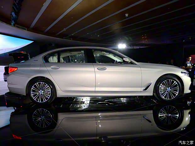 华晨宝马 宝马5系新能源 2018款 530Le iPerformance 华晨宝马 宝马5系新能源 2018款 530Le iPerformance