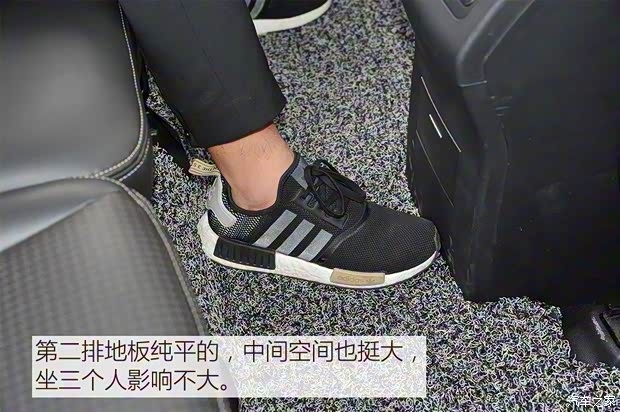 力帆汽车 力帆X80 2017款 2.0T 自动豪华型 力帆汽车 力帆X80 2017款 2.0T 自动豪华型