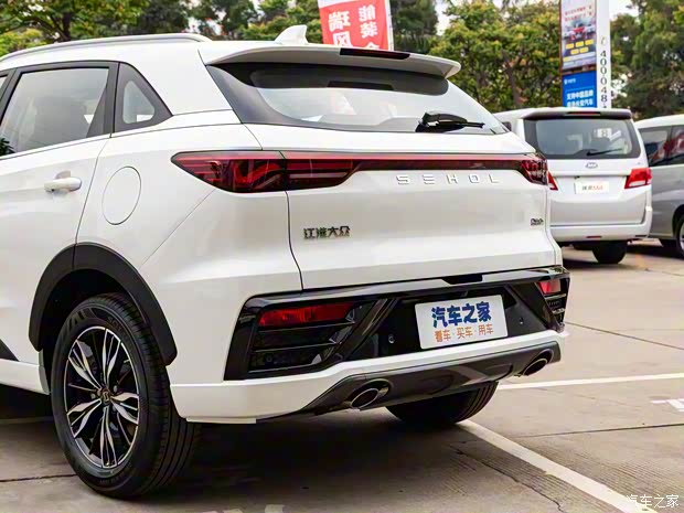 江汽集团 思皓QX 2021款 1.5T 300T 双离合尊贵智联型