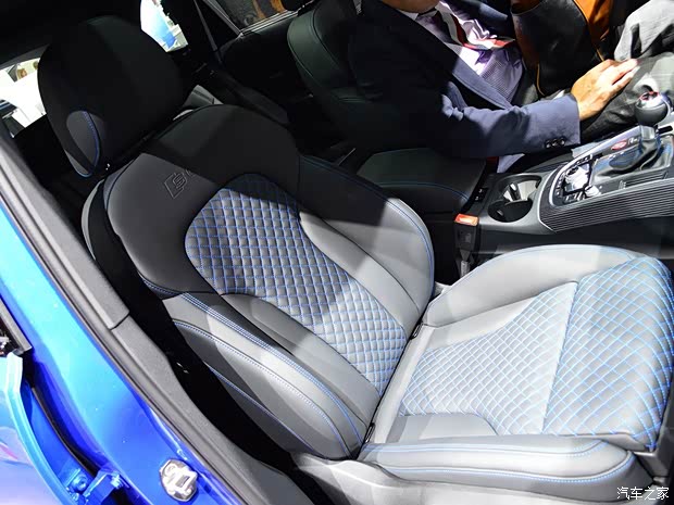 奥迪(进口) 奥迪SQ5 2015款 3.0TDI plus