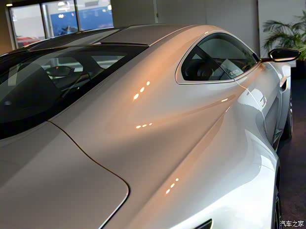 阿斯頓·馬丁 阿斯頓·馬丁DB10 2015款 基本型