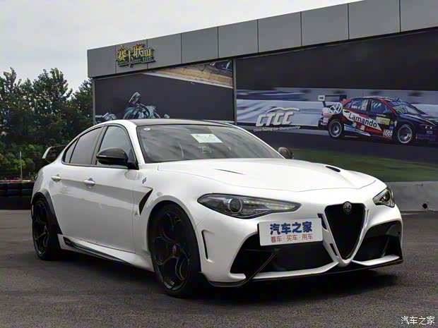 阿爾法·羅密歐 Giulia 2021款 GTAm 試裝車