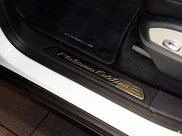 保時(shí)捷 Cayenne 2016款 Cayenne Platinum Edition 3.0T