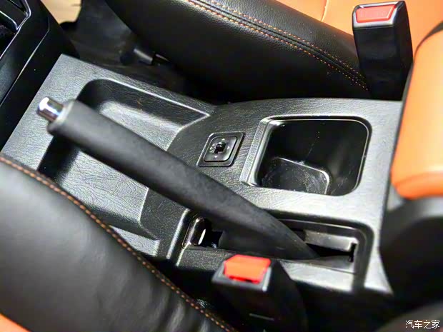 江铃汽车 宝典 2016款 1.8T新超值汽油两驱长货箱GLJX4G18E5L