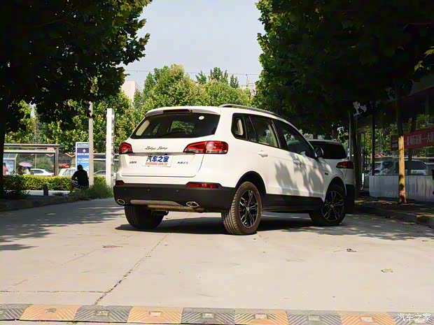 眾泰汽車 大邁X5 2017款 1.5T 手動(dòng)豪華型 眾泰汽車 大邁X5 2017款 1.5T 手動(dòng)豪華型