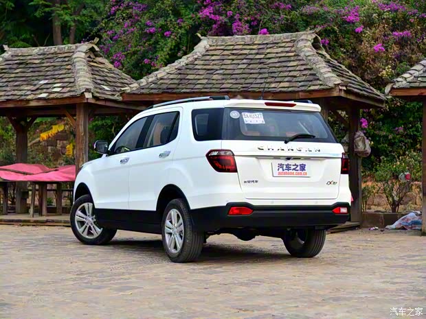 长安汽车 长安CX70 2016款 1.6L 手动豪华型 长安汽车 长安CX70 2016款 1.6L 手动豪华型