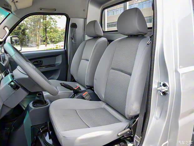 华晨鑫源 鑫源T50S 2021款 1.6L标准型CNG 200L SWDC16M 华晨鑫源 鑫源T50S 2021款 1.6L标准型CNG 200L SWDC16M