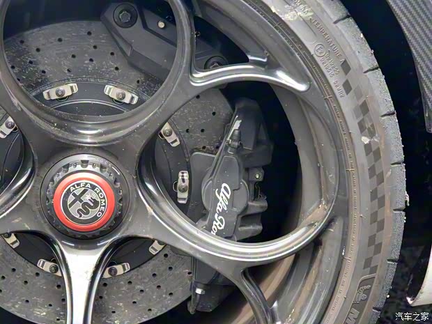 阿爾法·羅密歐 Giulia 2021款 GTAm 試裝車