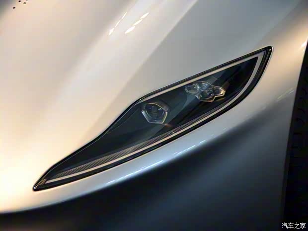 阿斯頓·馬丁 阿斯頓·馬丁DB10 2015款 基本型