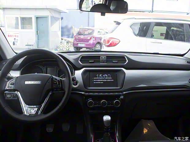 长城汽车 哈弗H2 2017款 蓝标 1.5T 手动四驱豪华型 长城汽车 哈弗H2 2017款 蓝标 1.5T 手动四驱豪华型