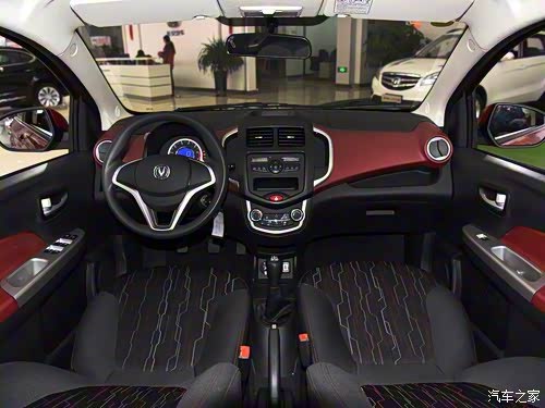 【长安汽车 潮范新奔奔 颜值与实力并存_任丘