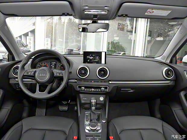 一汽-大众奥迪 奥迪A3 2018款 30周年年型 Limousine 40 TFSI 风尚型 一汽-大众奥迪 奥迪A3 2018款 30周年年型 Limousine 40 TFSI 风尚型