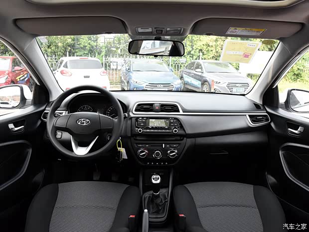 北京現(xiàn)代 瑞納 2017款 1.4L 手動(dòng)煥彩天窗版 國(guó)V 北京現(xiàn)代 瑞納 2017款 1.4L 手動(dòng)煥彩天窗版 國(guó)V