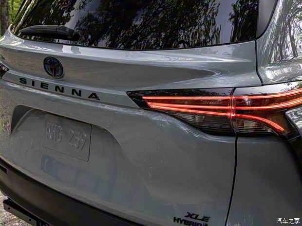 豐田(進(jìn)口) Sienna 2022款 Woodland Special Edition