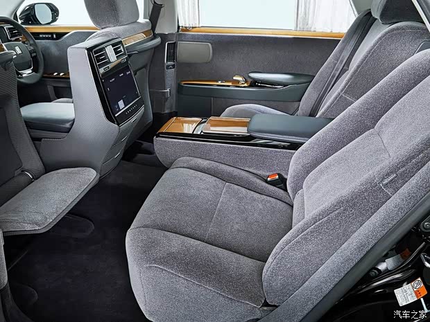 豐田(進(jìn)口) 世紀(jì) 2018款 基本型