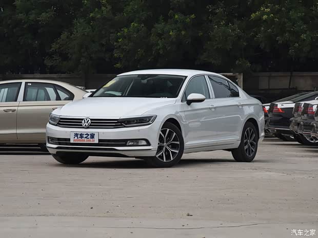 一汽-大众 迈腾 2017款 330TSI DSG 尊贵型