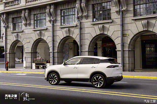 觀致汽車 觀致7 2020款 1.8T 領(lǐng)航旗艦型