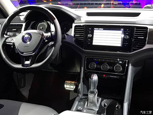 大众(进口) 大众Atlas 2017款 R-Line