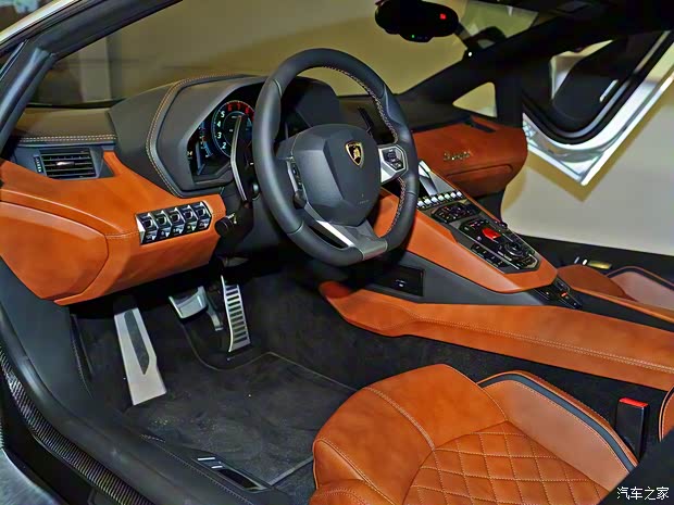 蘭博基尼 Aventador 2017款 AVENTADOR S