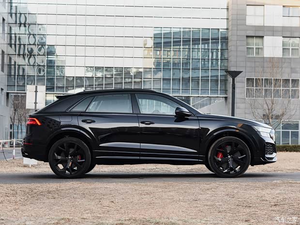 Audi Sport 奥迪RS Q8 2021款 基本型