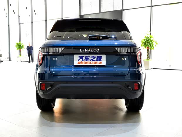 领克 领克01 2017款 2.0T 耀Pro 领克 领克01 2017款 2.0T 耀Pro